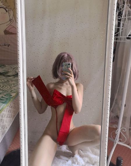 美女隐私下部图片黄